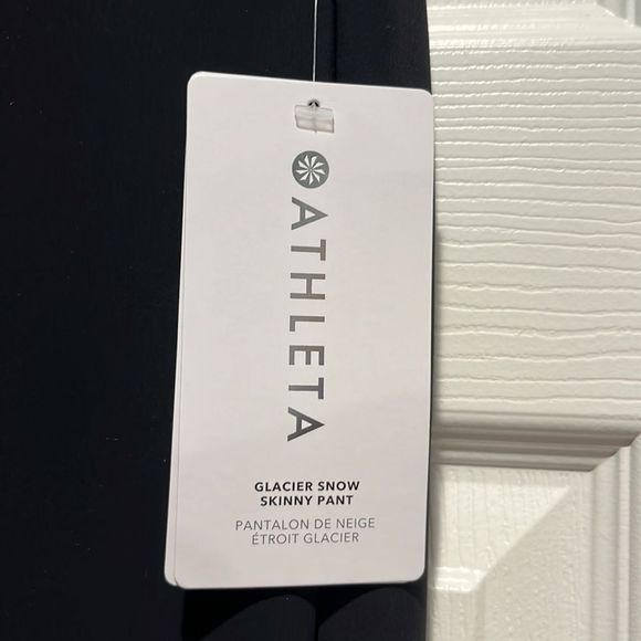 NWT Athleta Glacier Snow Skinny Pant size 2. - Picture 5 of 8